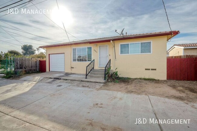 Building Photo - 3341 Chamoune Ave