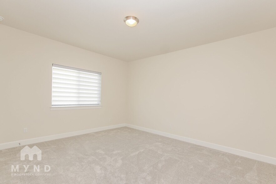 Building Photo - 607 Gunison Dr