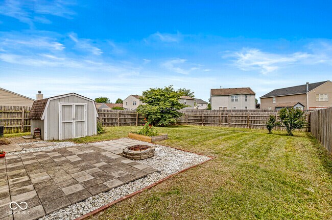 Building Photo - 7928 States Bend Dr