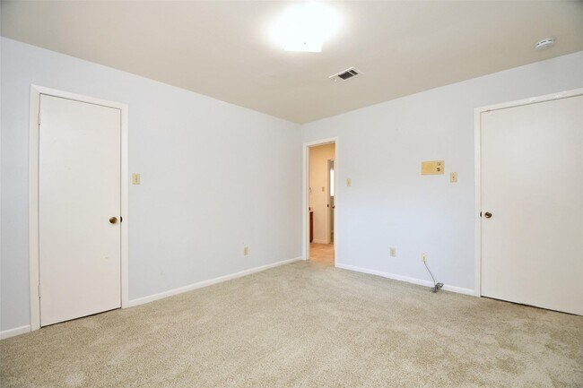 Building Photo - 7718 Moondance Ln
