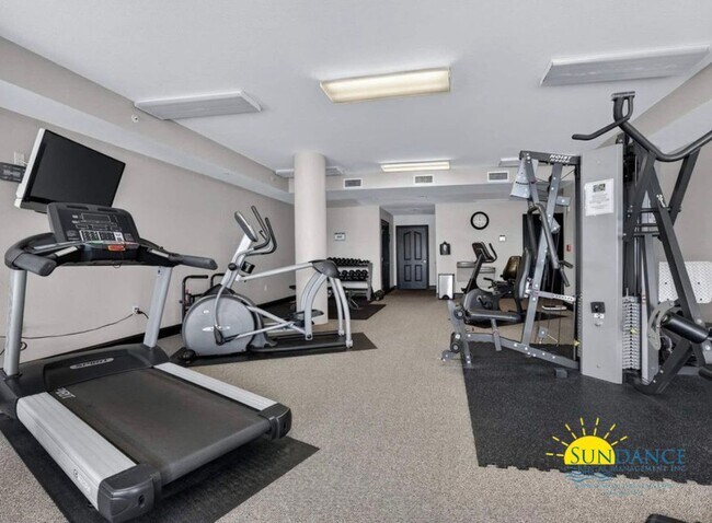 Building Photo - Stunning Waterfront 3 Bedroom Condo at Presidio Yacht Club!