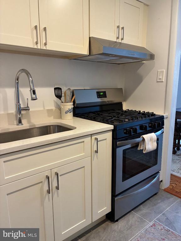 Building Photo - 10232 Rockville Pike