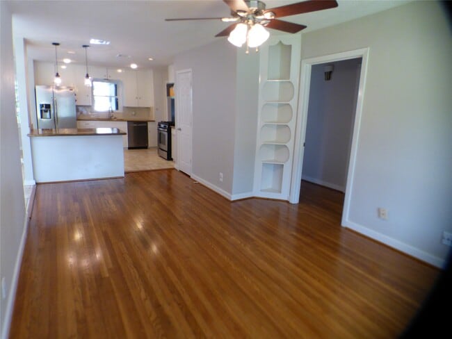 Building Photo - 3314 Rochdale St