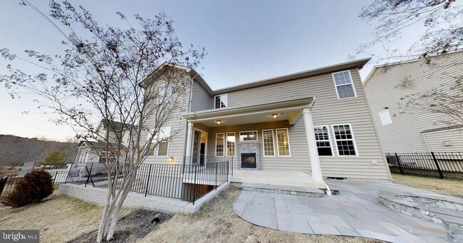 Building Photo - 141 Coachman Cir