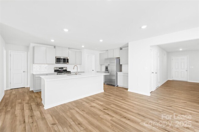 Building Photo - 13239 Hampton Bay Ln