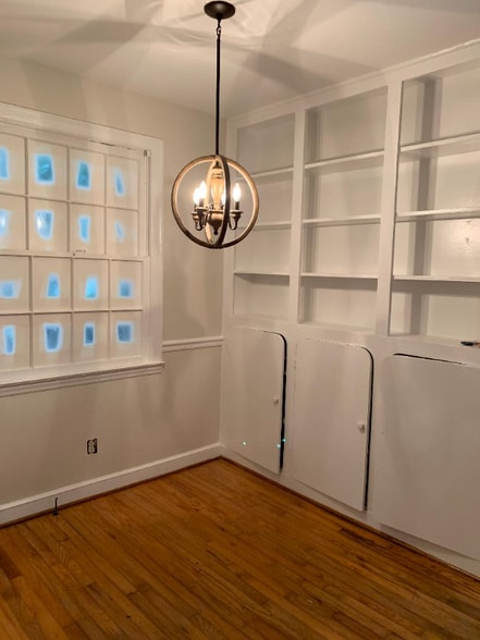 Building Photo - 612 S Beltline Blvd