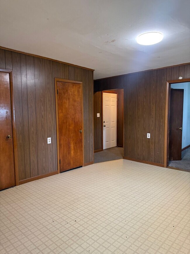 Building Photo - 36 Soule St