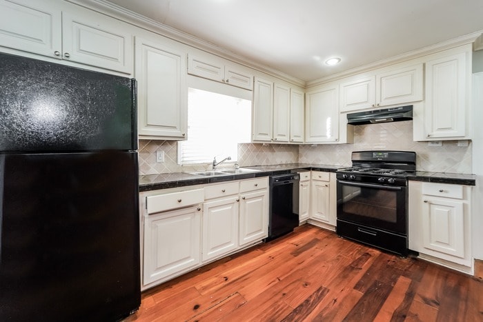 Building Photo - 1403 Belle Glade St