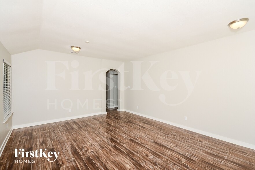 Building Photo - 1012 Windymeadow Ln