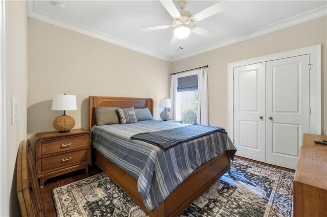 Building Photo - 1295 Cumberland Rd NE