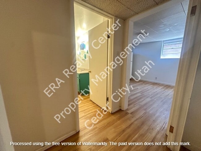 Building Photo - 529 S 450 W