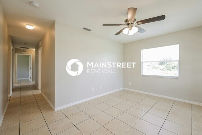 Building Photo - 3 Bedroom Pet-Friendly Home in Lehigh Acres, FL with Main Street Renewal