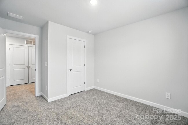 Building Photo - 1741 Braemar Vlg Dr