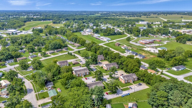 Primary Photo - 612 Park Ave