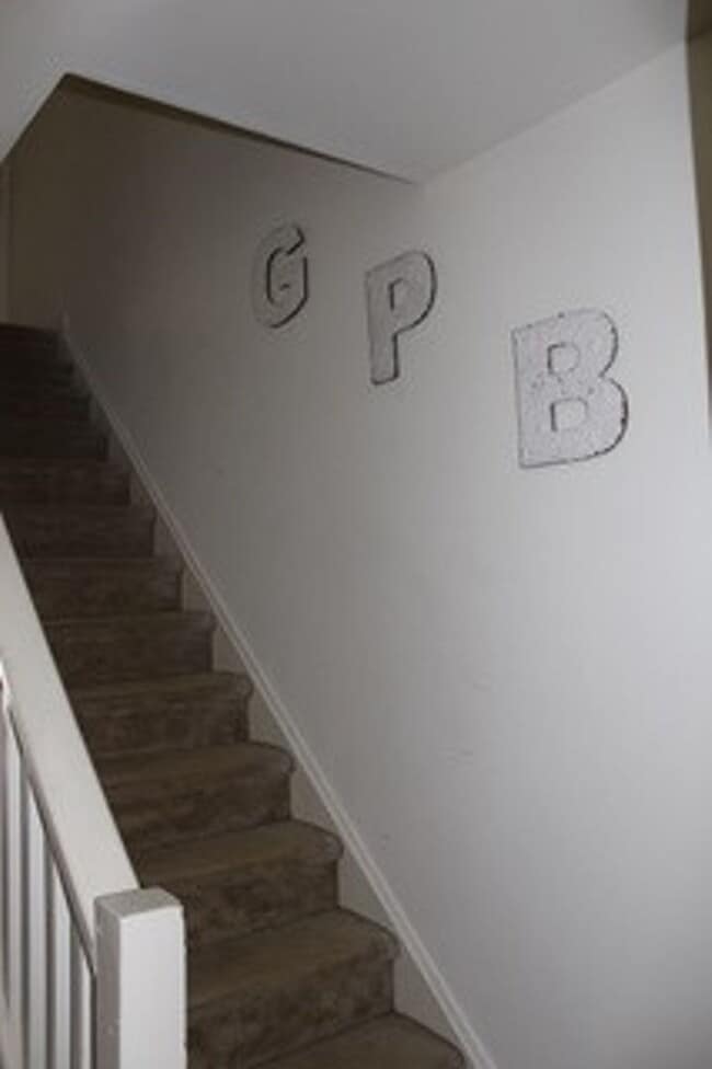 Building Photo - Great Location!!! Five Points, Tanyard Condominium's Available August 1st