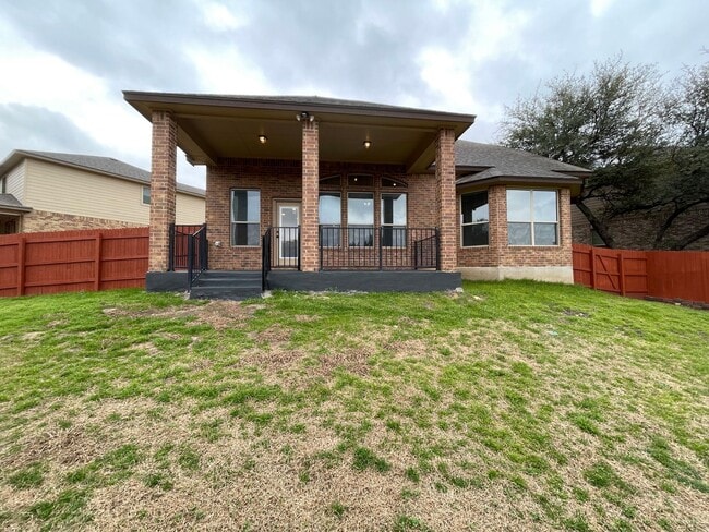 Building Photo - 3240 Valentino Dr