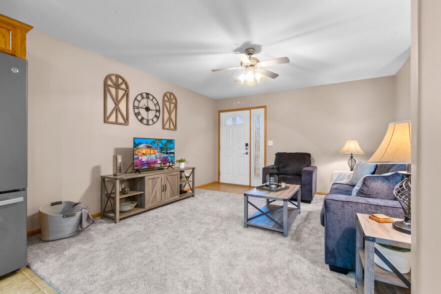 Building Photo - 115 Alydar Dr