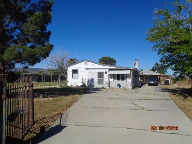 Building Photo - Bruckner/51st St West