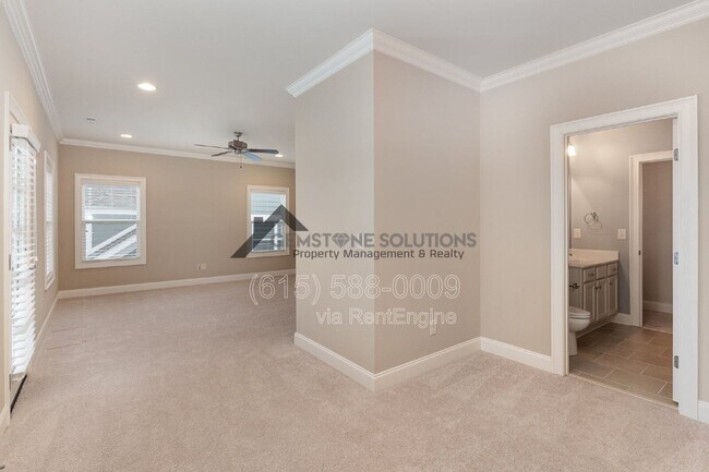 Building Photo - 130 Hobbs Dr