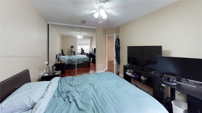 Building Photo - 15584 NW 12th Ct