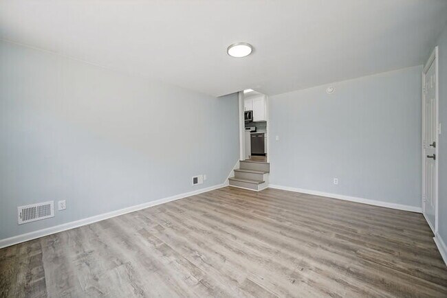Building Photo - Recently Remodeled, Beautiful 3 Bedroom Home in Norfolk