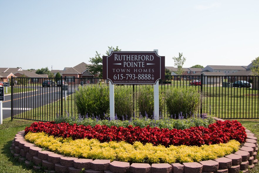 Rutherford Pointe Townhomes 1 Rutherford Point Cir La Vergne TN 37086 Apartment Finder