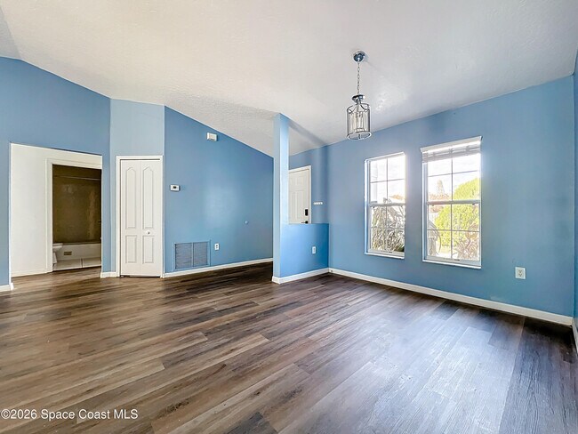 Building Photo - 1662 Hawksbill St NW