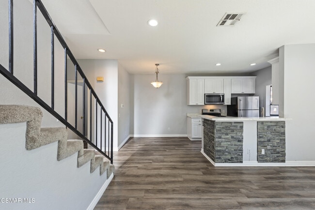 Building Photo - 152 Maegan Pl