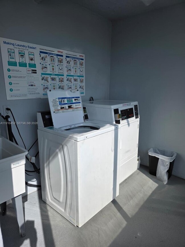 Building Photo - 7440 Harding Ave