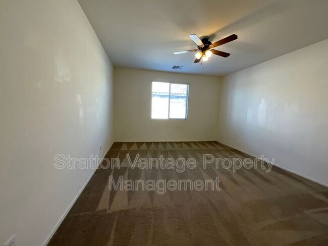 Building Photo - 3432 E Russell St