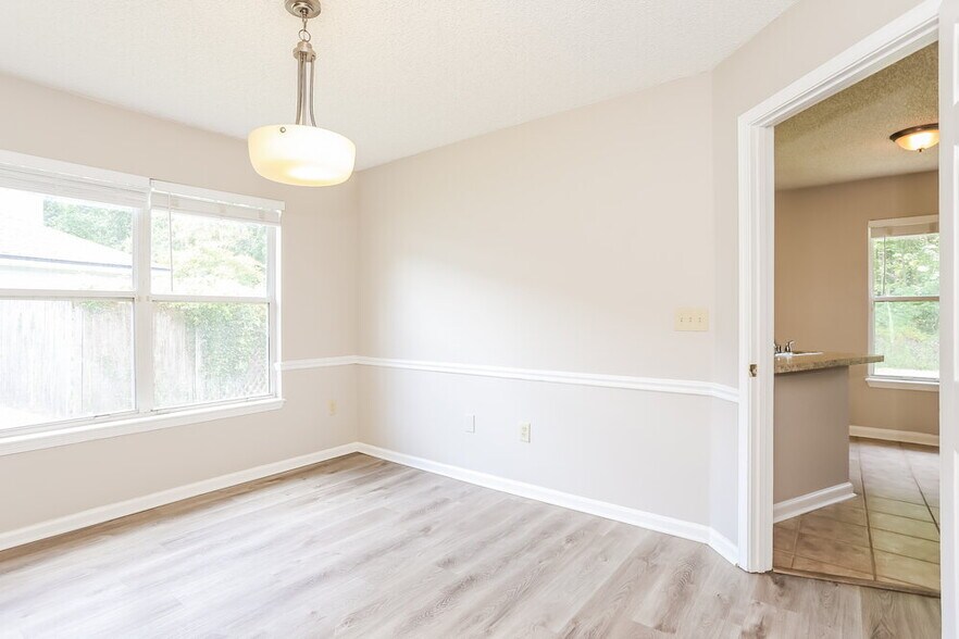 Building Photo - 11141 Coldfield Dr