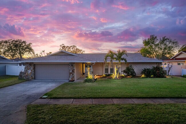 Building Photo - 9414 Laura Anne Dr