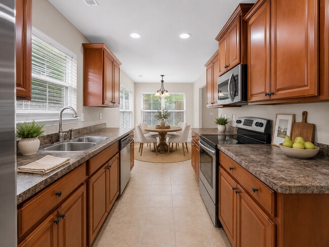 Building Photo - 6907 Breyerton Way SE