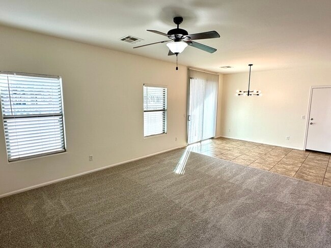 Building Photo - 971 S Deerfield Ln