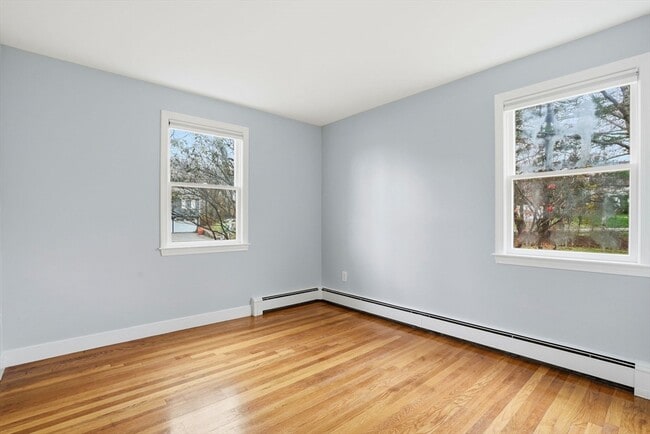 Building Photo - 49 Aberdeen Dr