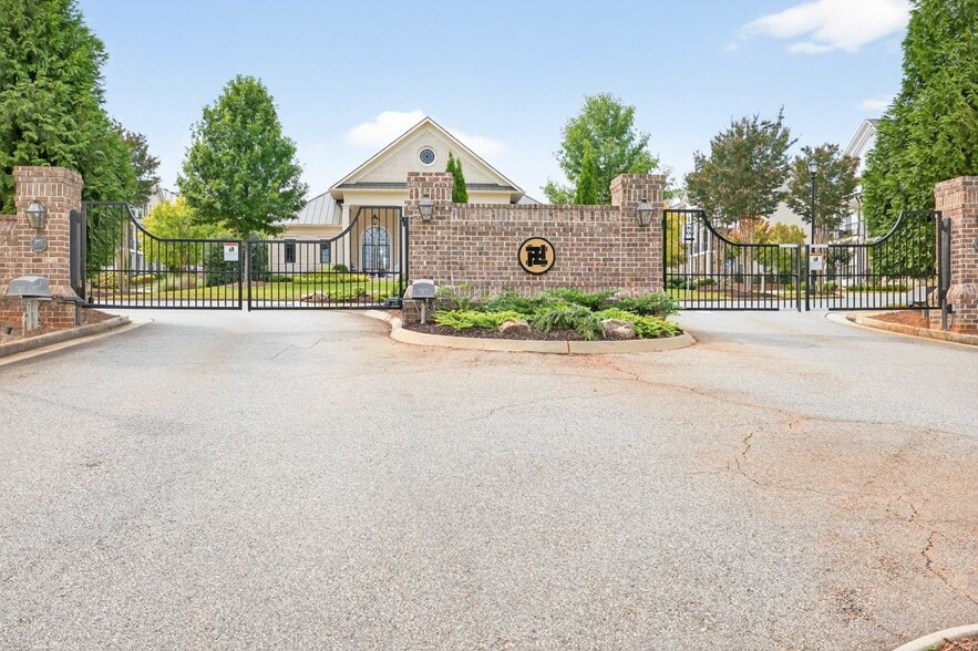 Building Photo - 10171 Windalier Wy