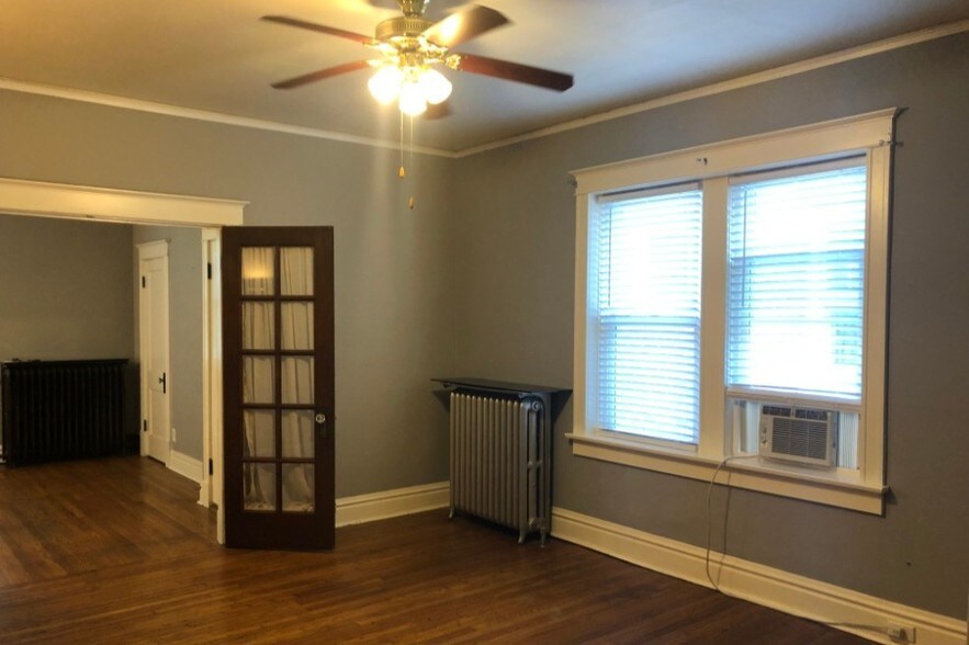 Master Bedroom - 4516 Shenandoah Ave