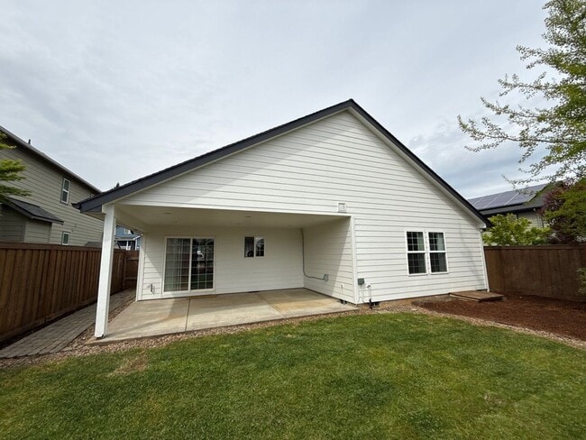 Building Photo - 5512 Murray St SE