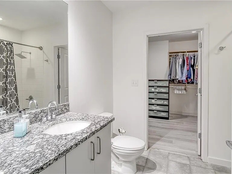 Building Photo - 943 Peachtree St NE