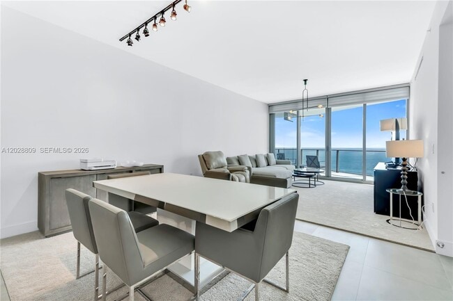 Building Photo - 15701 Collins Ave