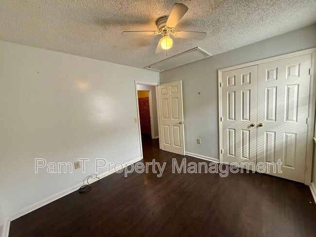 Building Photo - 768 Wolf St