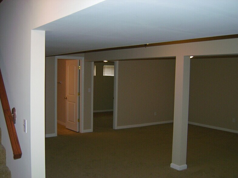 basement - 615 Grayhawk Cir