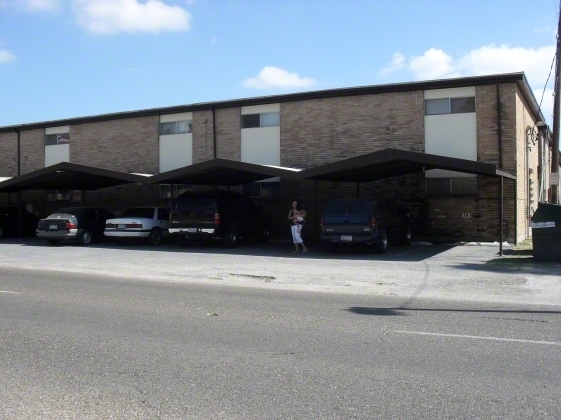 Primary Photo - Ancira Apartments