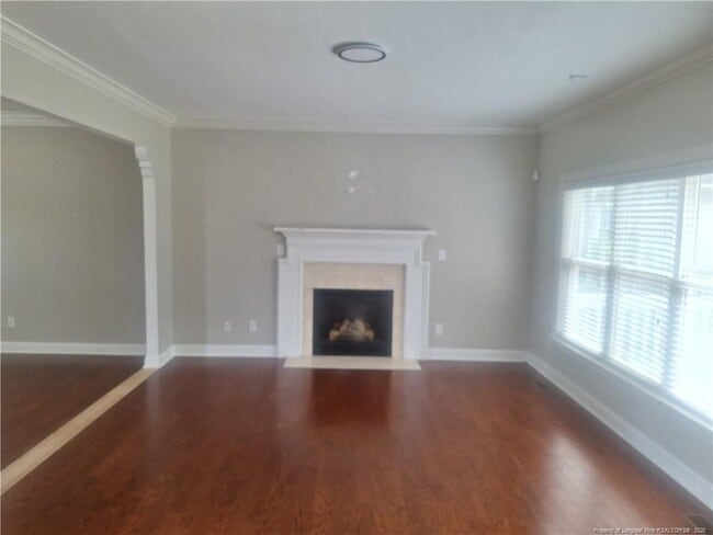 Building Photo - 2083 Broadman Ave