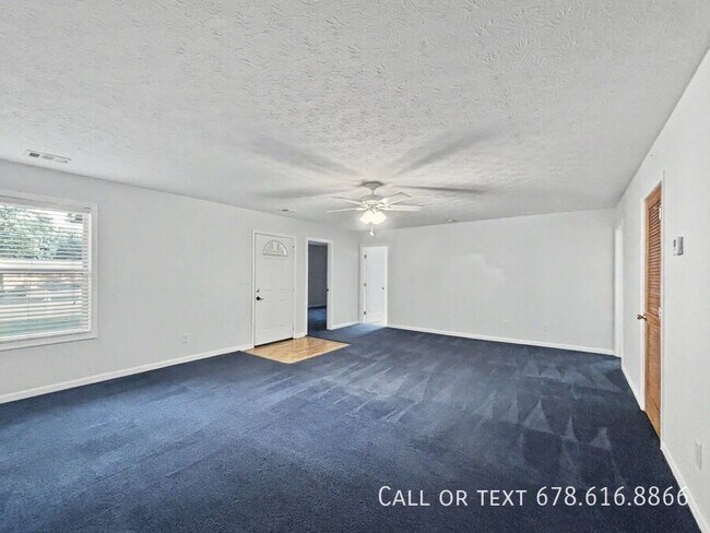 Building Photo - 560 Lee Byrd Rd