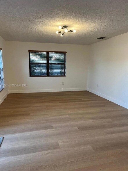 Building Photo - 1045 SW 122nd Ct