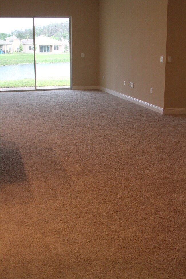 Building Photo - 30268 Southernwood Ct