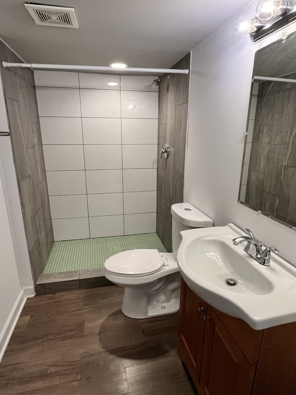 Building Photo - 3053 N Haussen Ct