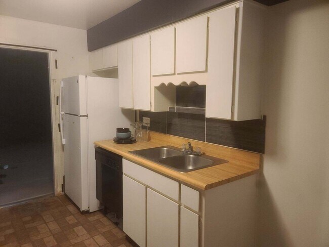 Building Photo - 4924 N Woodmere Fairway