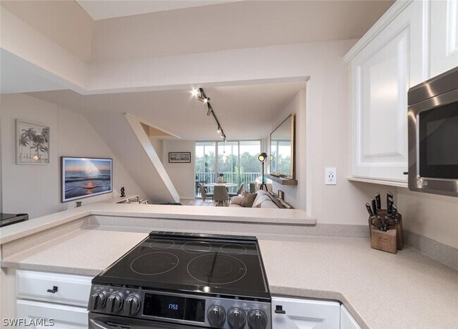 Building Photo - 5 Bluebill Ave